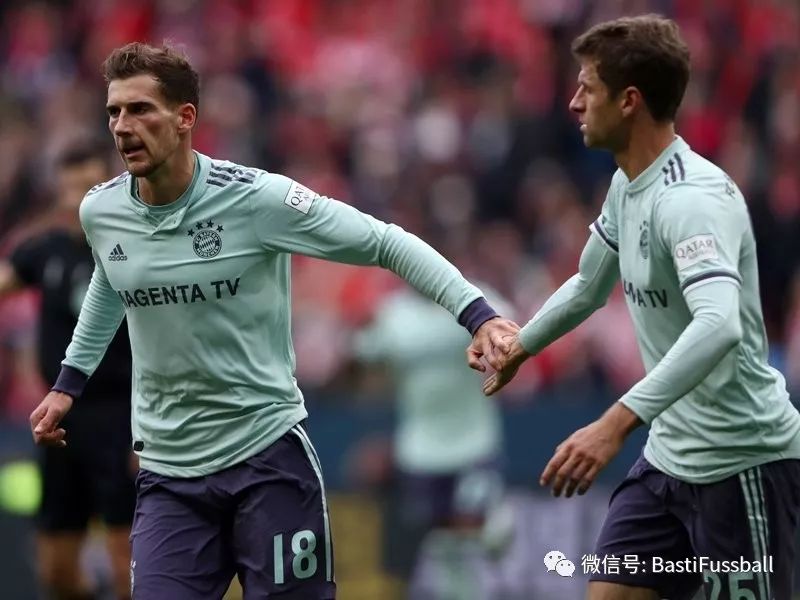 丹麦碾压智利，穆勒刷新纪录