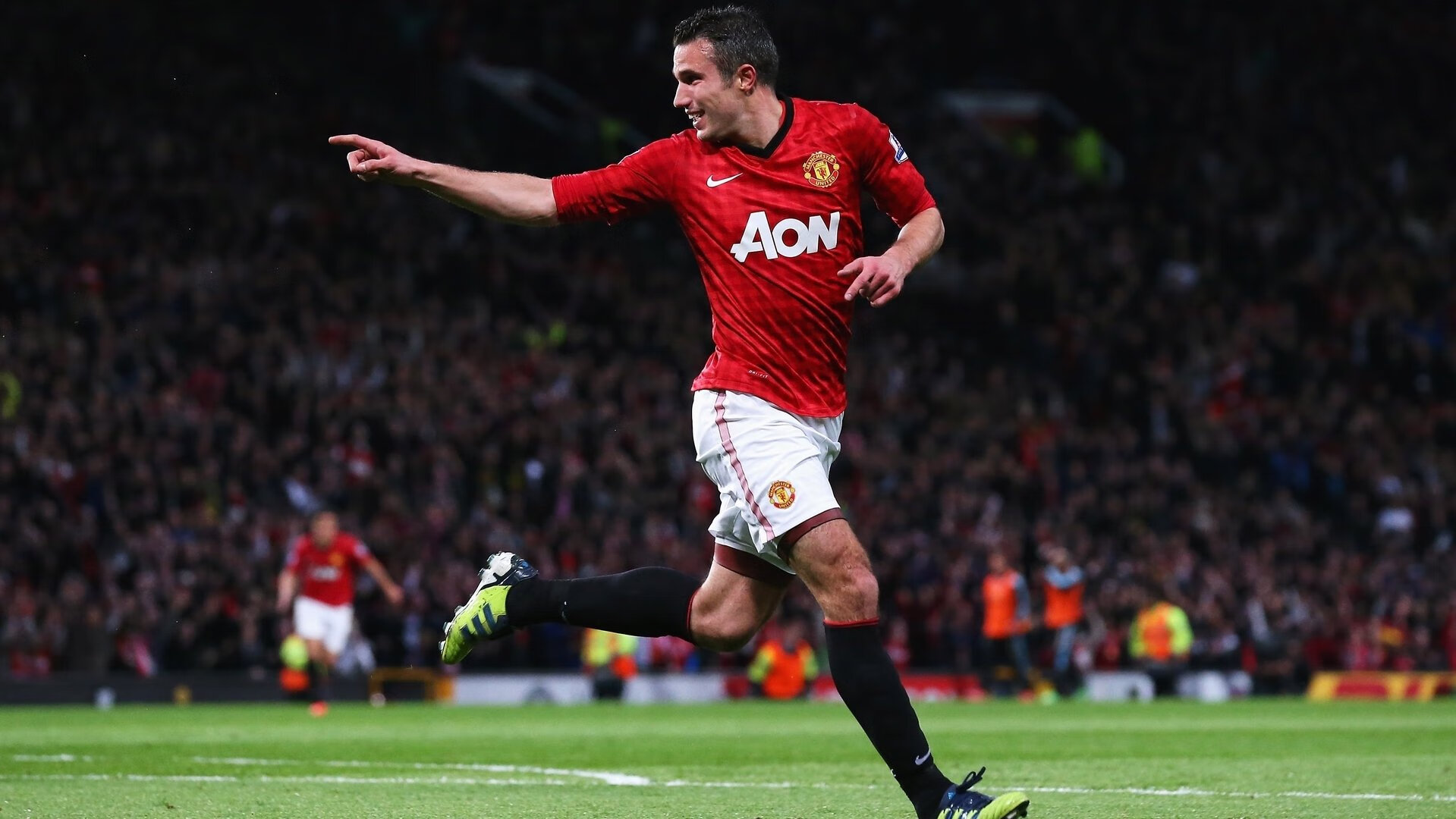 厄德高连续得分拉开差距，波兰与韩国之战揭示现代足球的战术博弈